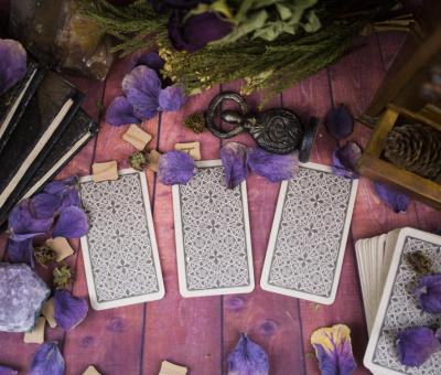 Hogyan értelmezzük a Tarot lapjait?